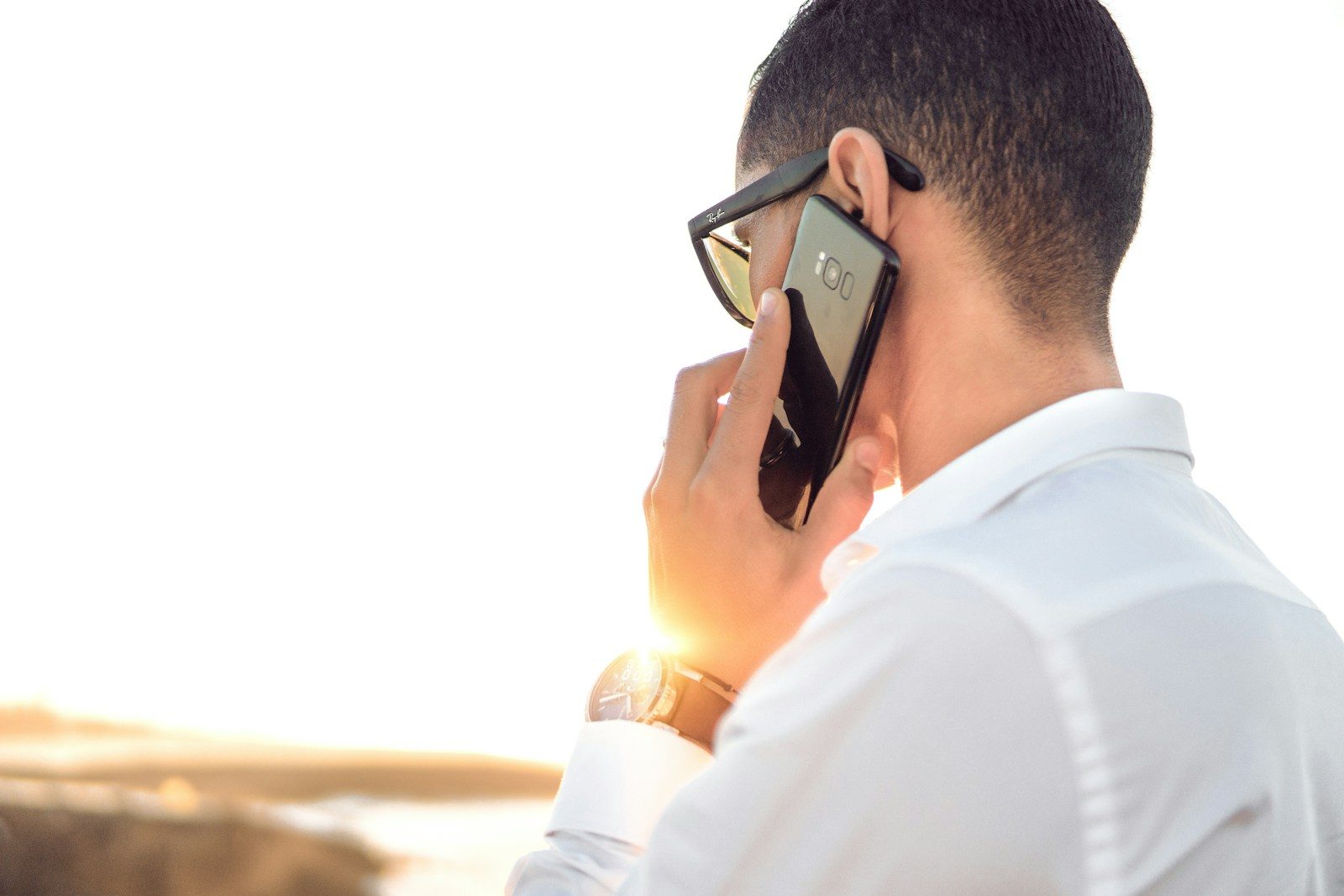 How to Find Freelance Clients Without Cold Pitching